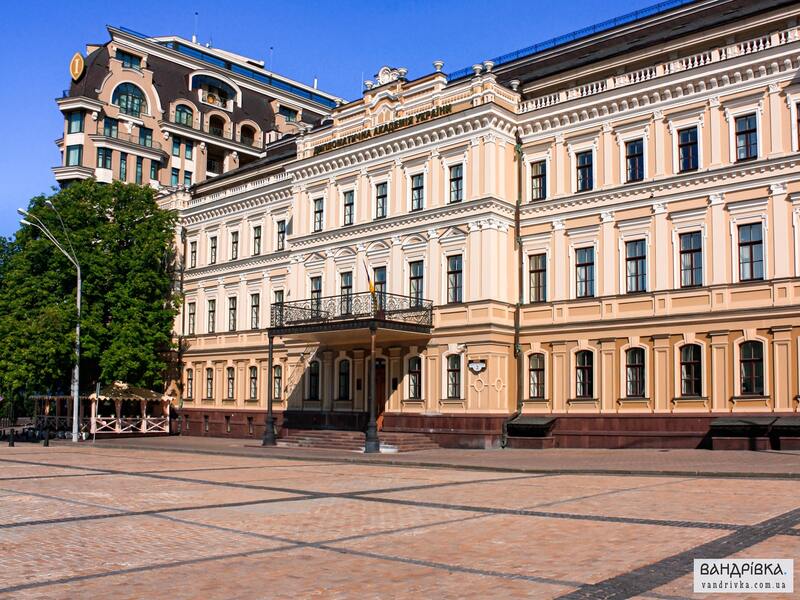 Будівництво Департамента консульської служби МЗС України